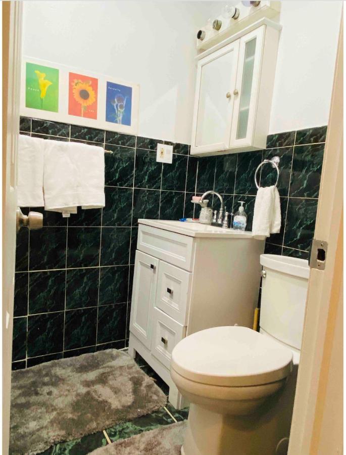Room With Jacuzzi, Massage Seat, And Parking Space, The Best Choices!! North Bergen Exterior photo